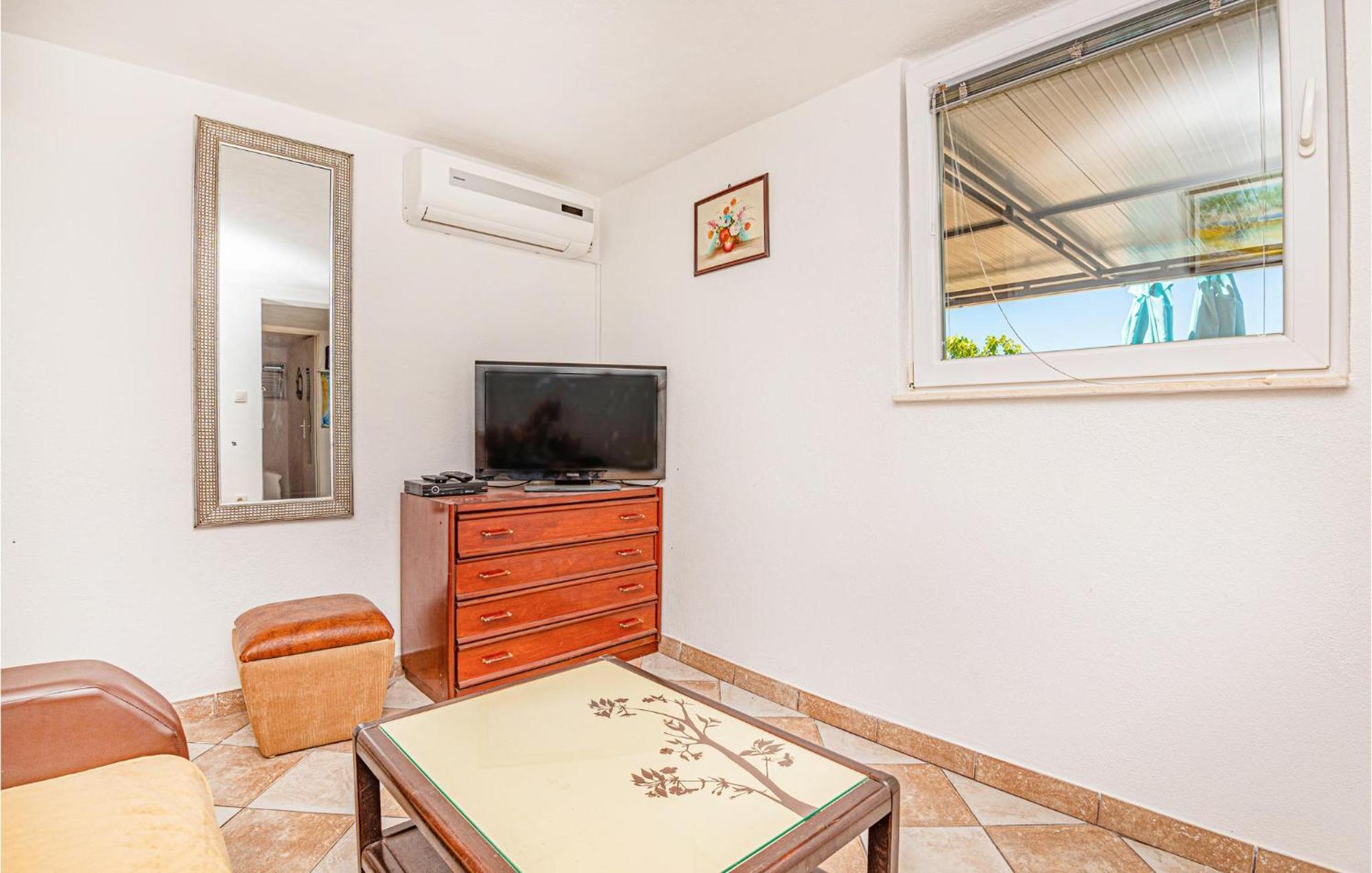 Nice Home In Zatoglav With House Sea View Podglavica Εξωτερικό φωτογραφία