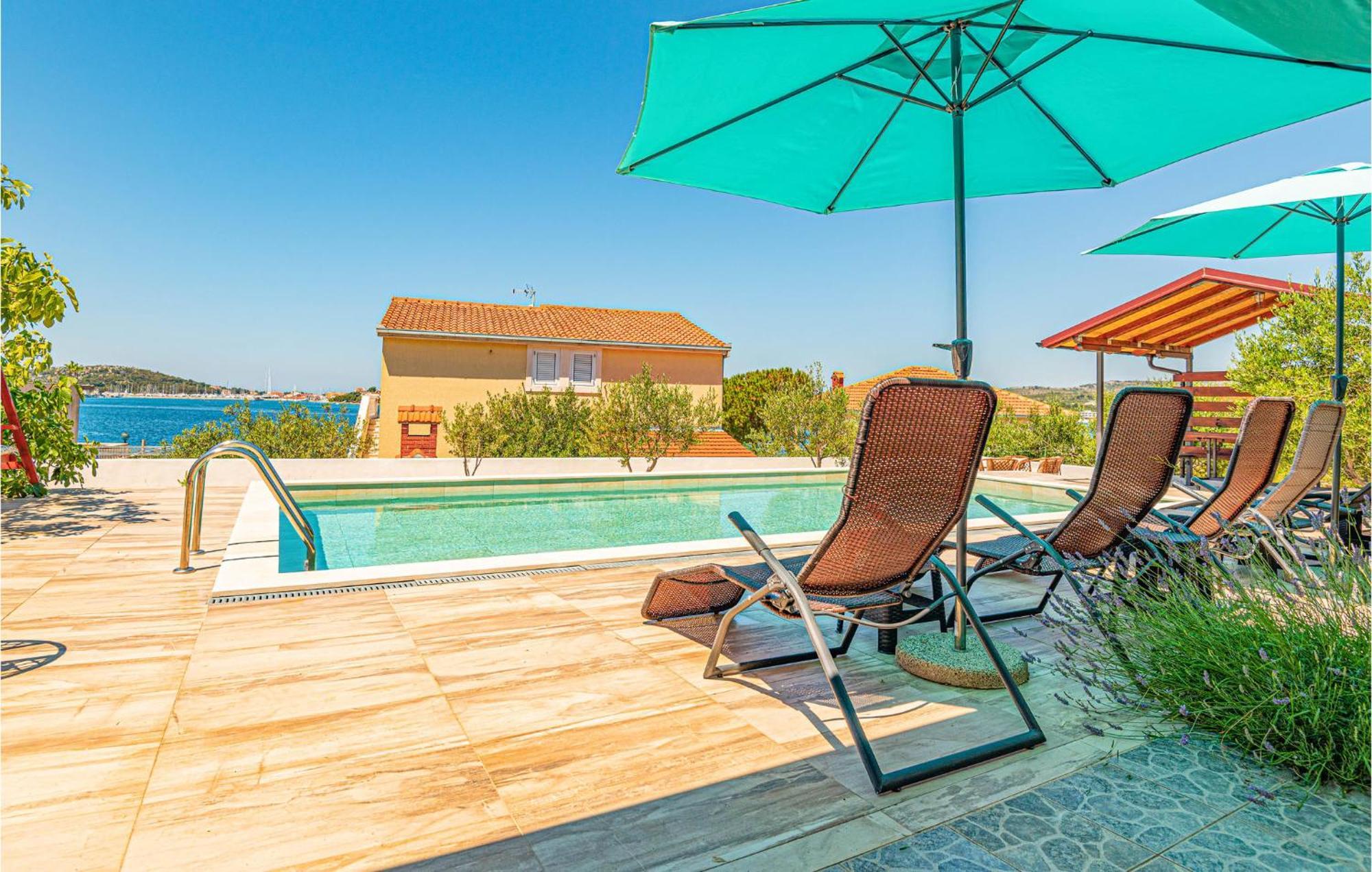 Nice Home In Zatoglav With House Sea View Podglavica Εξωτερικό φωτογραφία