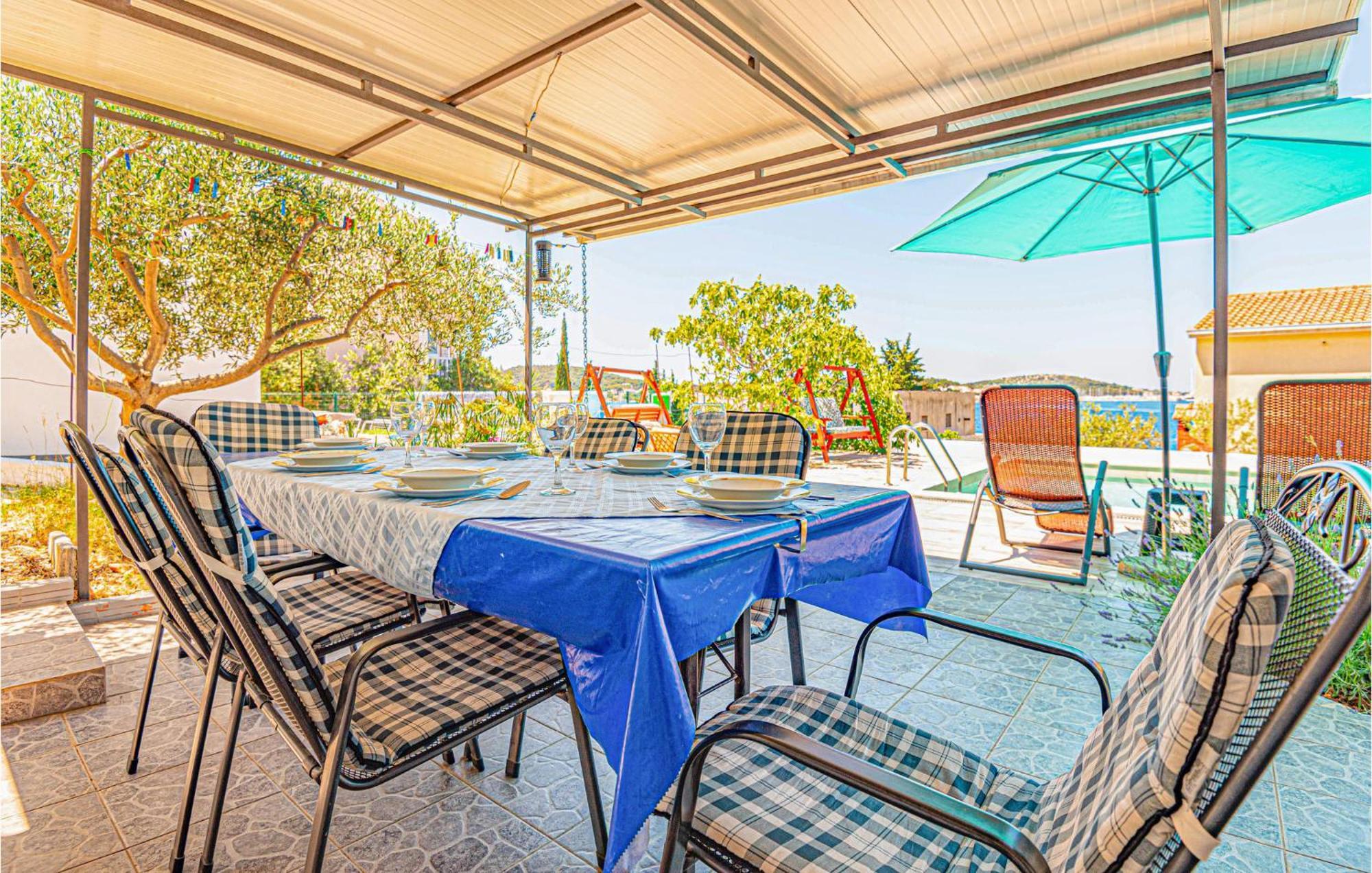 Nice Home In Zatoglav With House Sea View Podglavica Εξωτερικό φωτογραφία